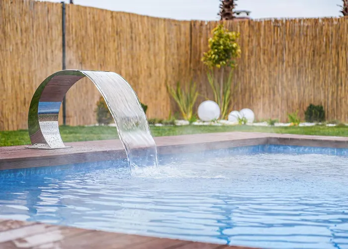 Vital Goel Oezel Havuzlu &