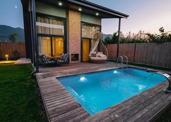 Vital Goel Oezel Havuzlu & 别墅 *